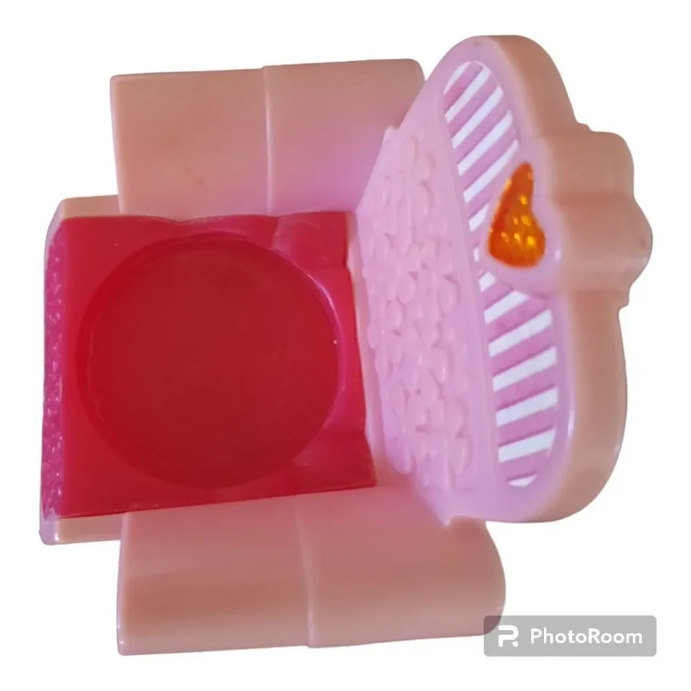 Hasbro McDonalds Happy Meal Toy 2007 Pink Plastic Arm Chair